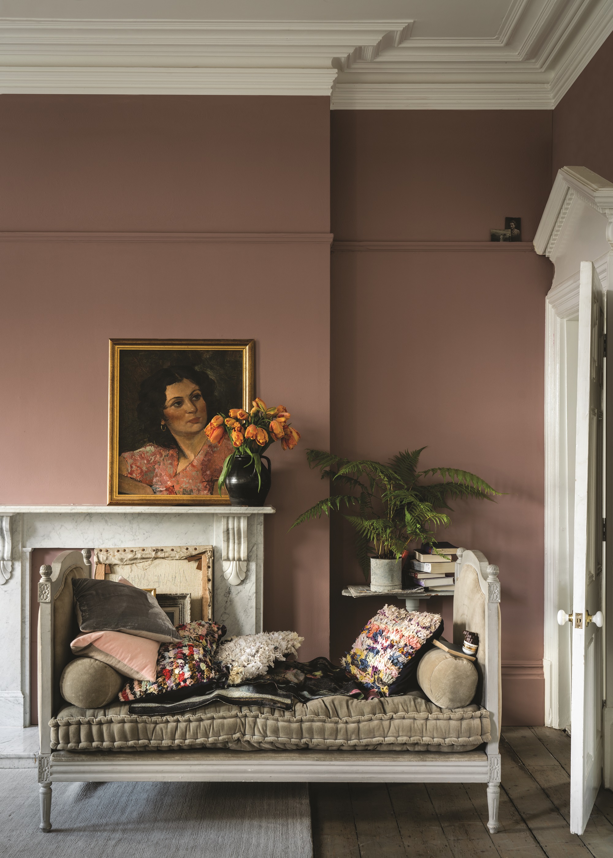 Оттенок Sulking Room Pink №295, Farrow & Ball